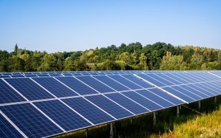 La filière solaire pourrait créer près de 25 000 emplois d’ici à 2023 - Batiweb